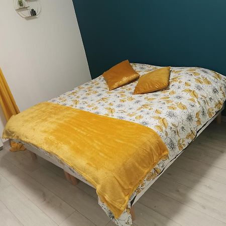 L'Aiscal Appart-Hotel 6 Personnes Calais Eksteriør bilde